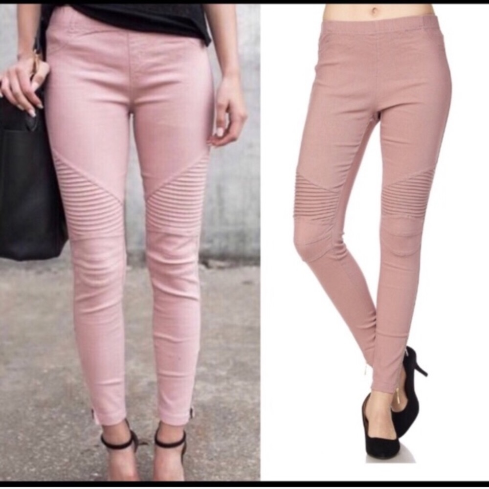 Stretchy and Stylish Mauve Moto Leggings